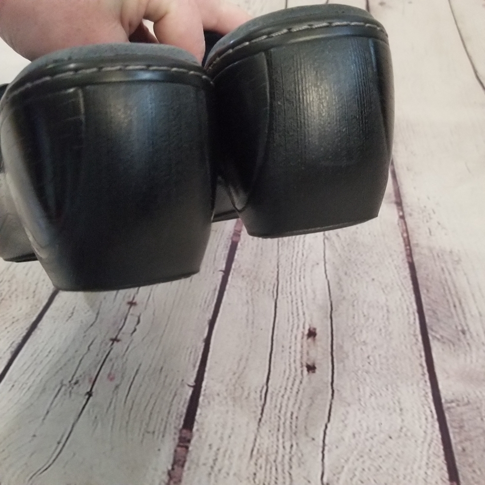 Soft walk clogs Nursing leather Navy Size  9 - Picture 3 of 9